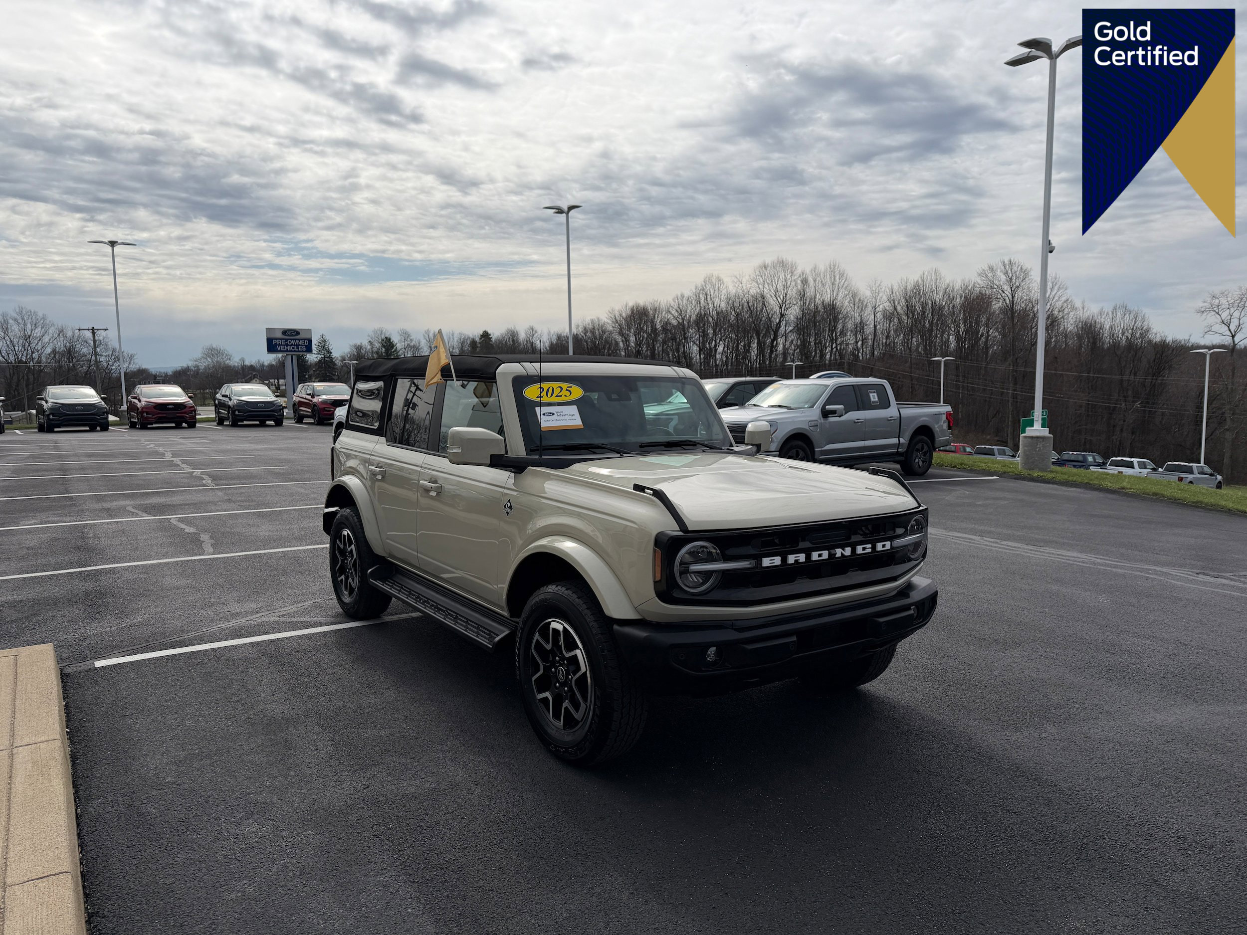 Certified 2025 Ford Bronco Outer Banks