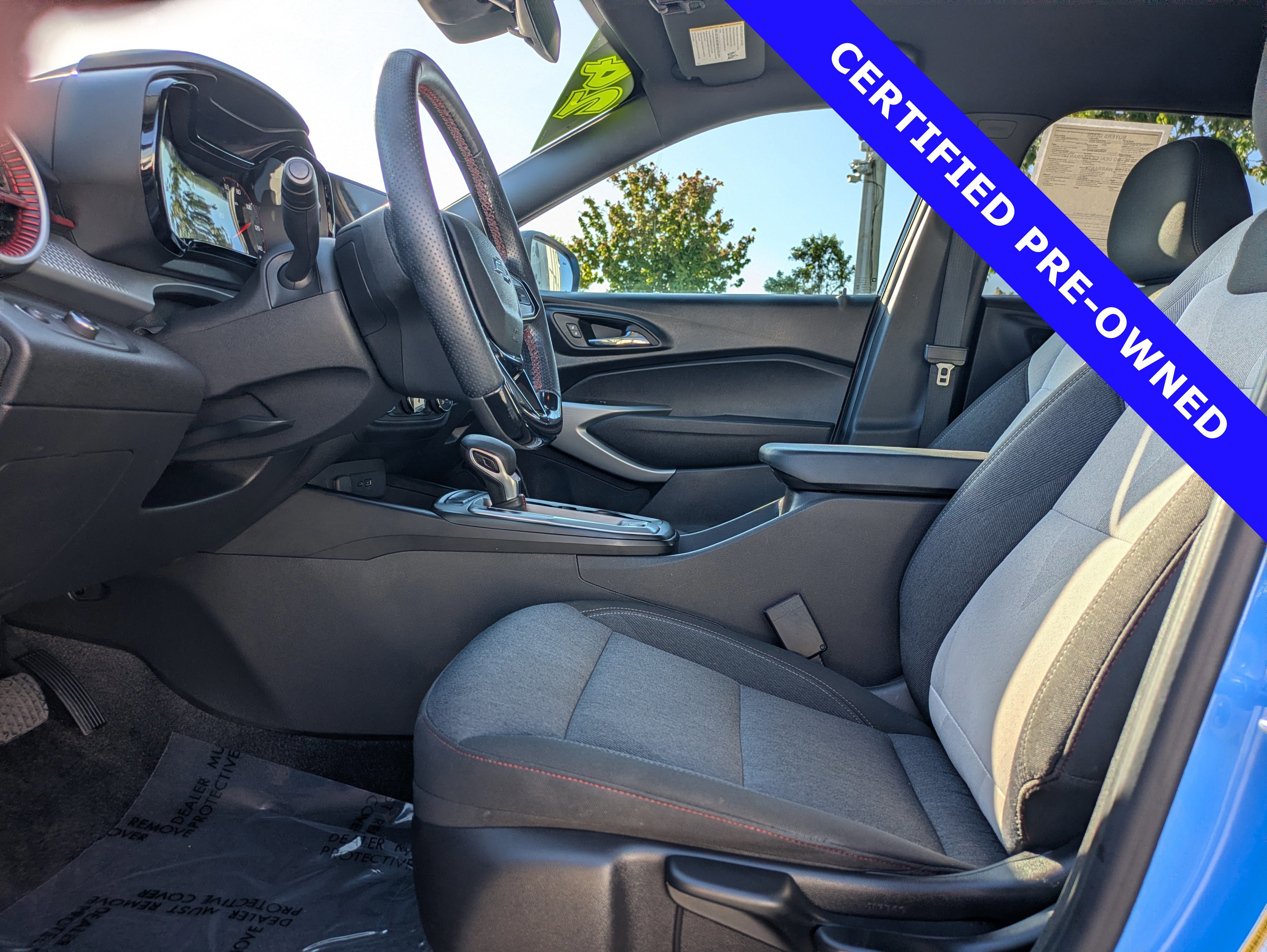 Used 2024 Chevrolet Trax RS w/ Driver Confidence Package FWD image 27