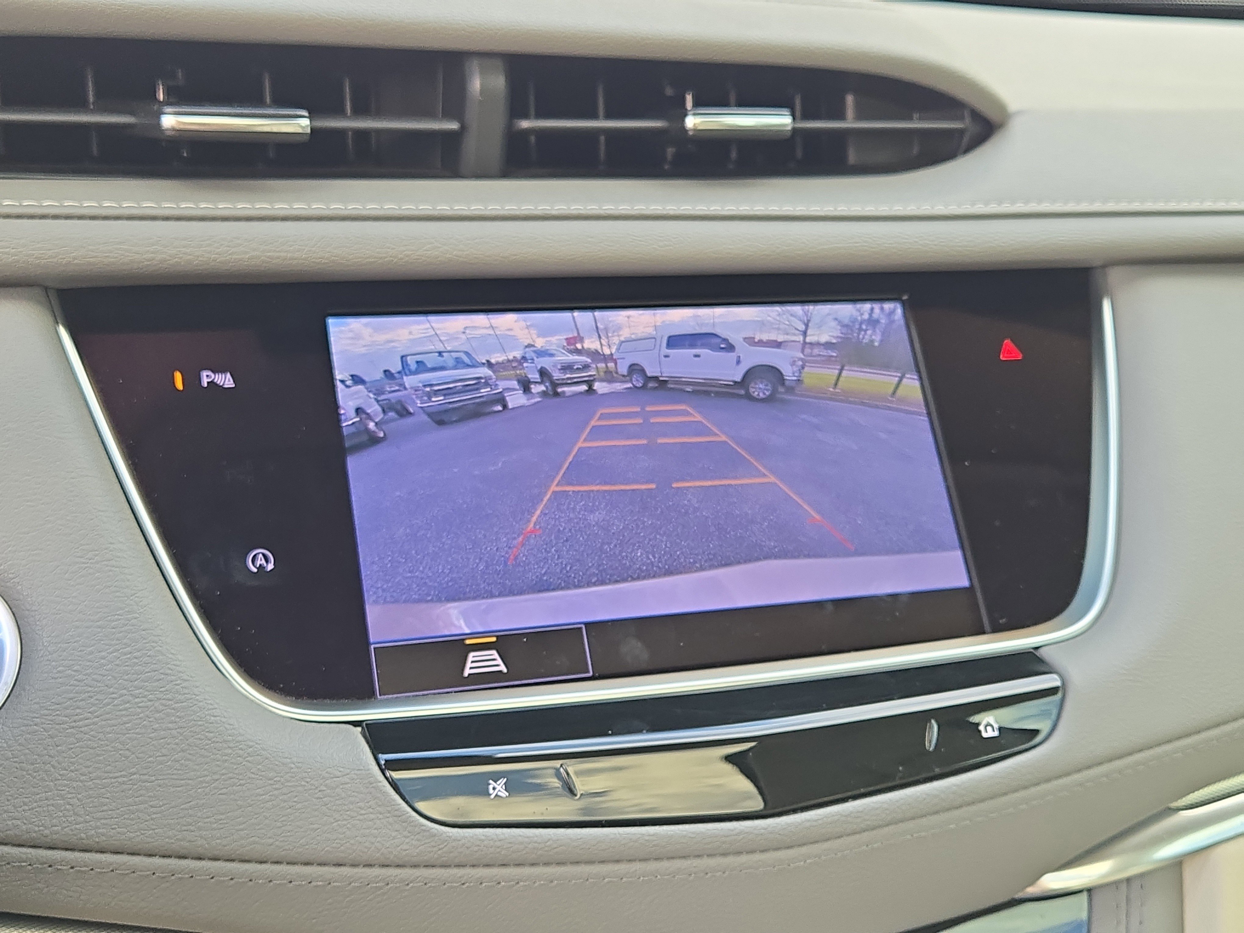 Used 2022 Cadillac XT5 Premium Luxury image 31