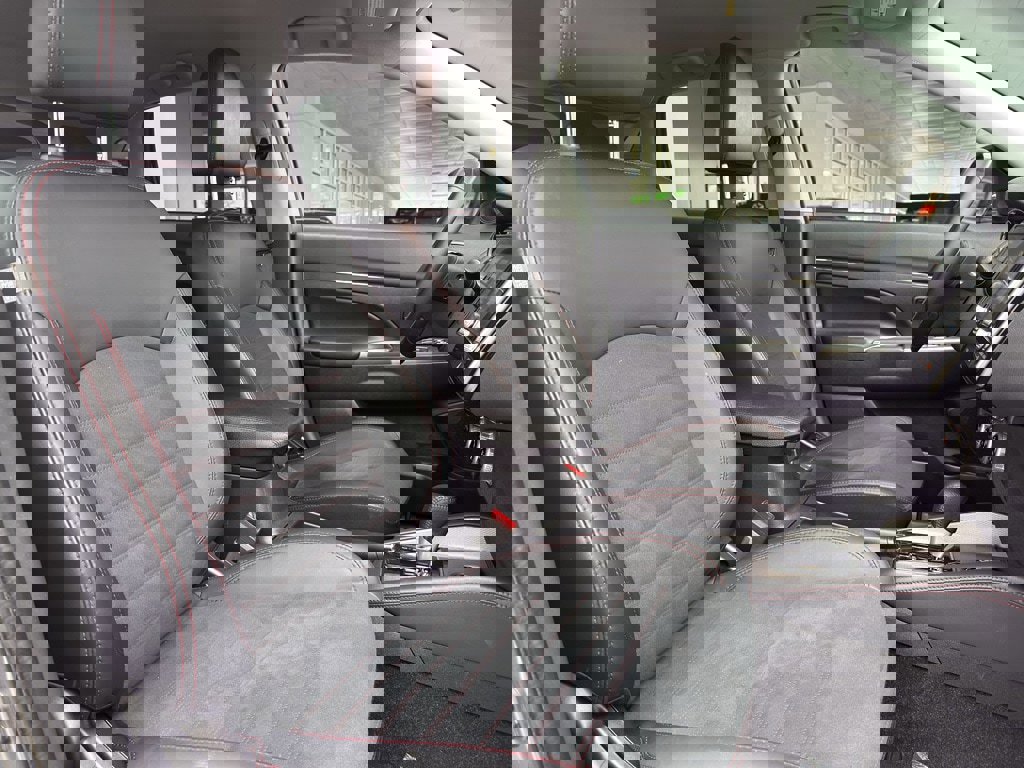 Used 2025 Mitsubishi Outlander Sport AWD image 32