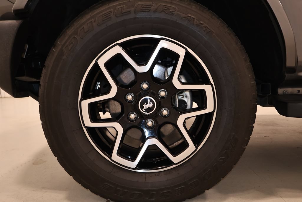 Certified 2023 Ford Bronco Outer Banks AWD/4WD image 41