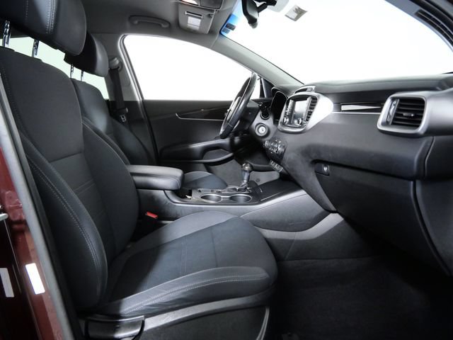 Used 2017 Kia Sorento AWD w/ LX Convenience Package image 7