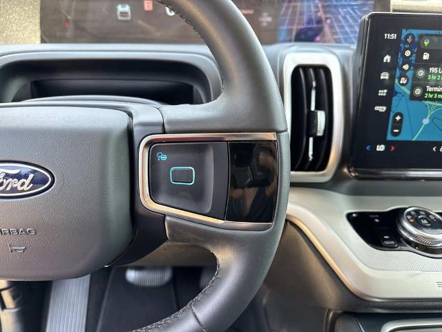 Certified 2025 Ford Expedition Active image 26