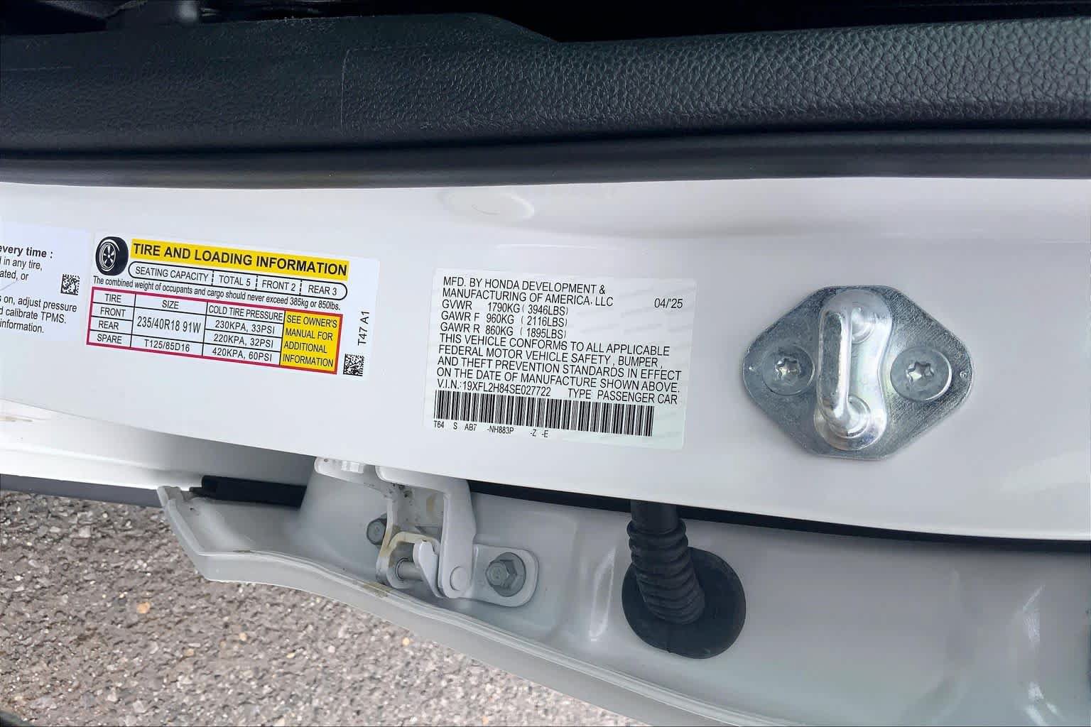 Used 2025 Honda Civic Sport image 32