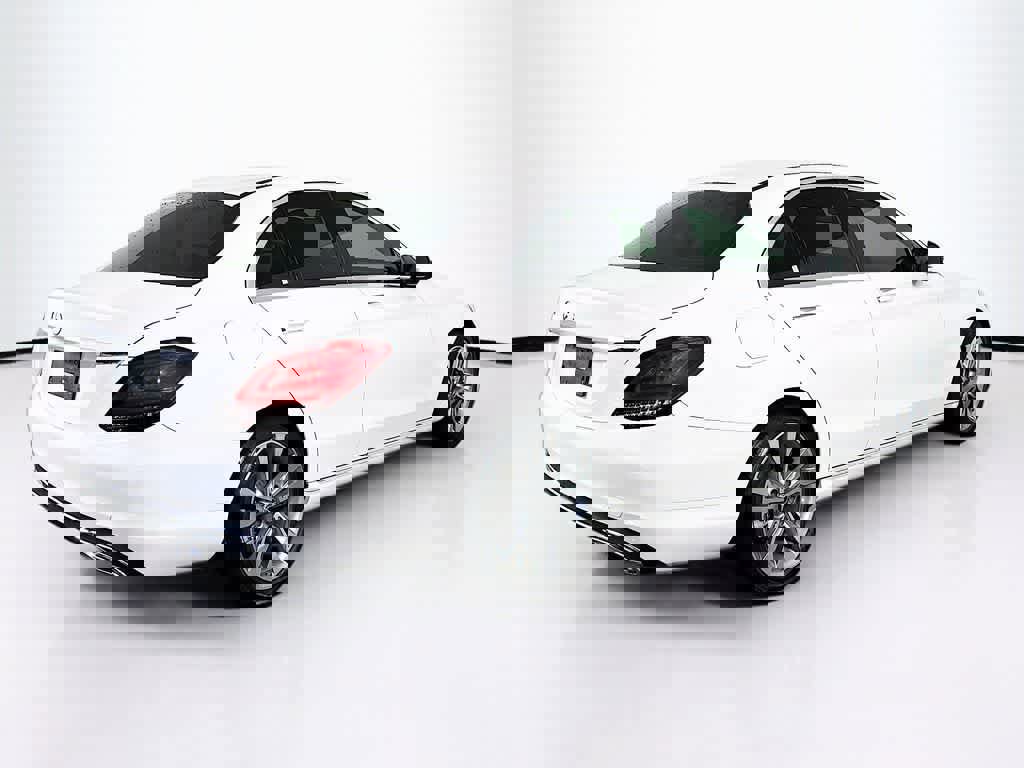 Used 2020 Mercedes-Benz C 300 Sedan image 5