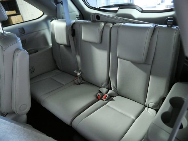 Used 2019 Toyota Highlander Limited Platinum AWD/4WD image 15