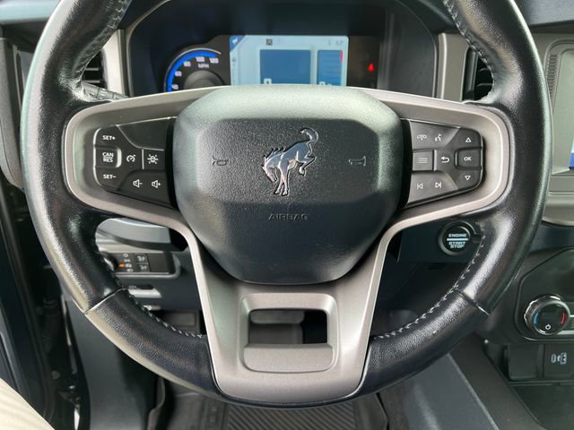 Certified 2021 Ford Bronco Outer Banks w/ Sasquatch Package AWD/4WD image 20