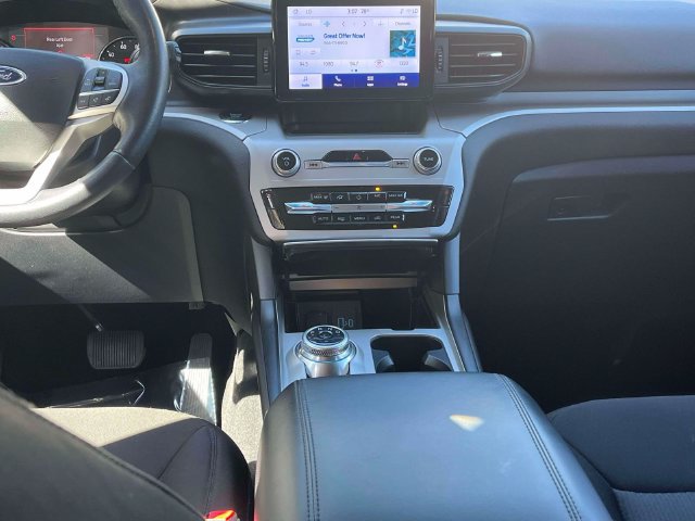 Certified 2023 Ford Explorer XLT RWD image 15