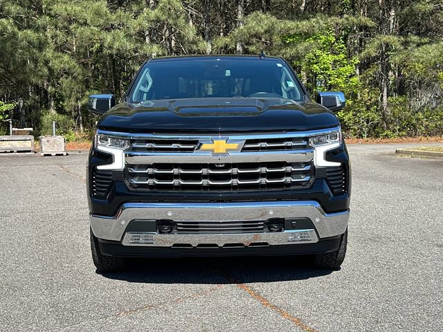 Used 2025 Chevrolet Silverado 1500 LTZ w/ LTZ Premium Package image 2