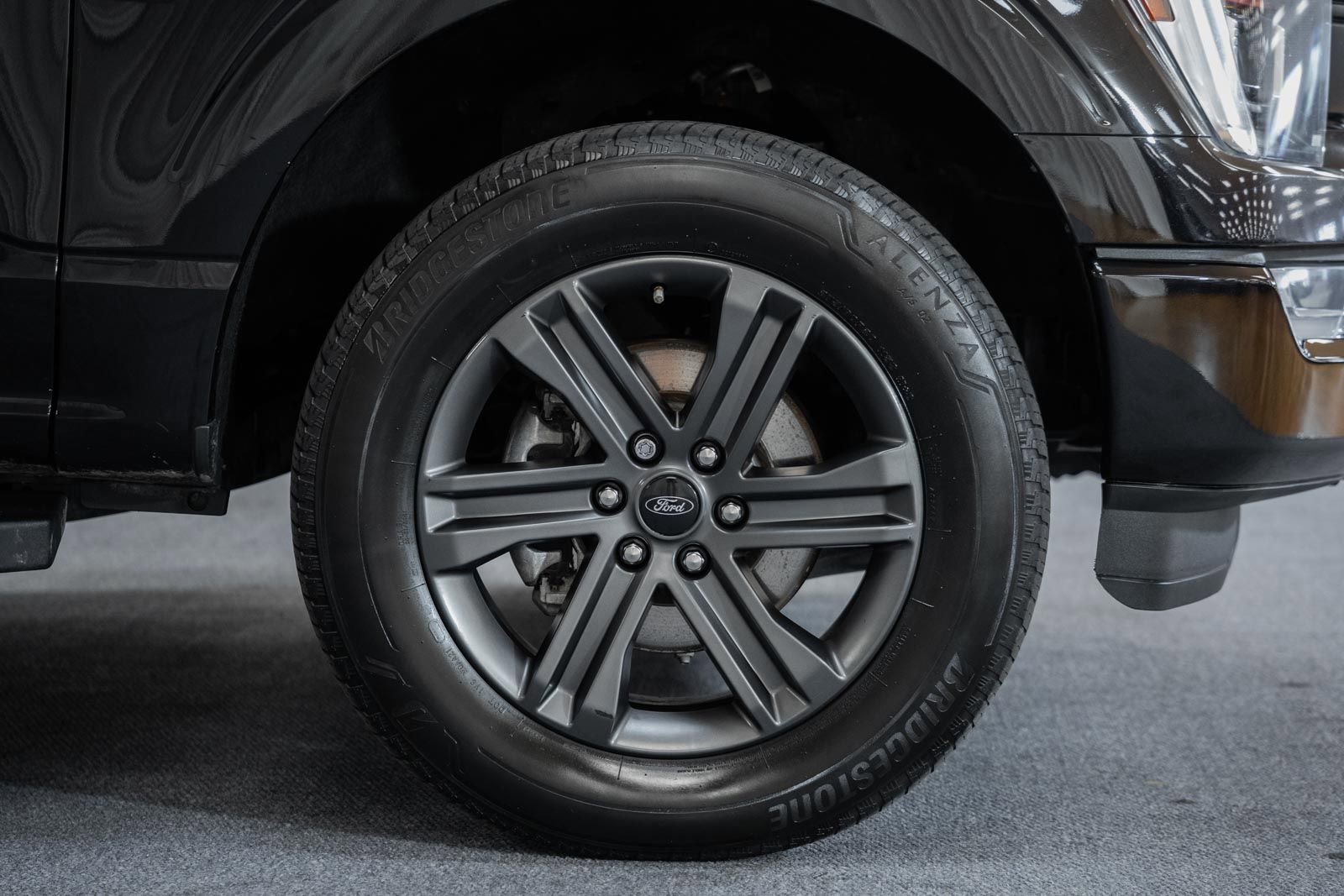 Certified 2023 Ford F150 Lariat w/ Equipment Group 502A High image 25