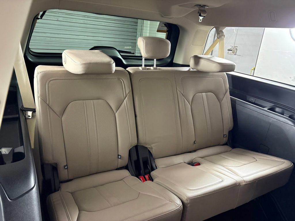 Certified 2024 Ford Expedition Max Limited image 37