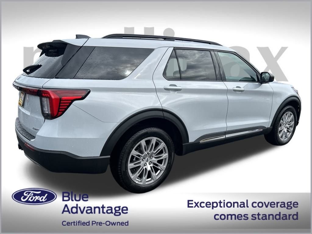 Certified 2025 Ford Explorer Active w/ Active Comfort Package image 3