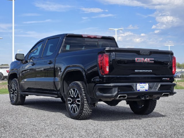 Used 2023 GMC Sierra 1500 AT4 w/ AT4 Premium Package AWD/4WD image 5