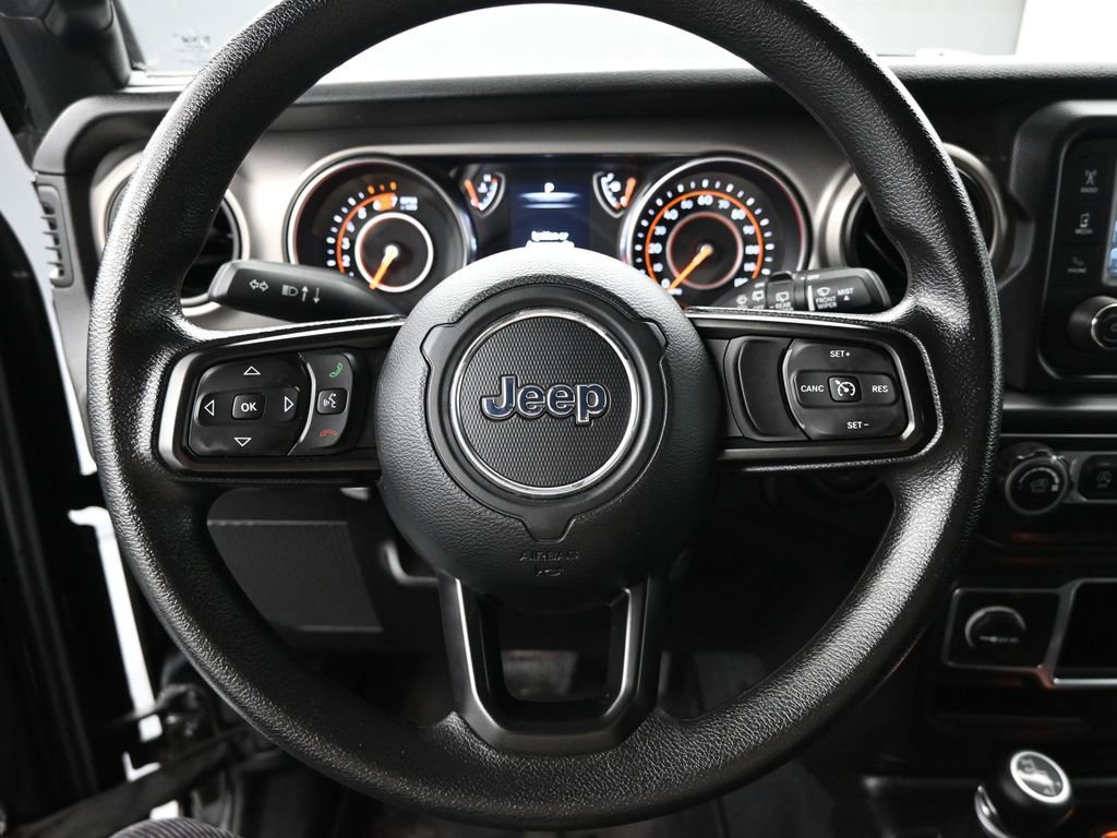 Used 2018 Jeep Wrangler Unlimited Sport image 13