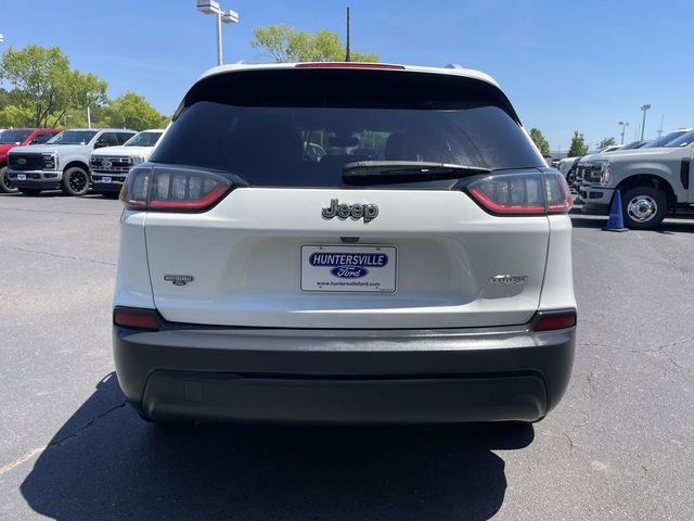 Used 2019 Jeep Cherokee Latitude Plus w/ Comfort/Convenience Group FWD image 5