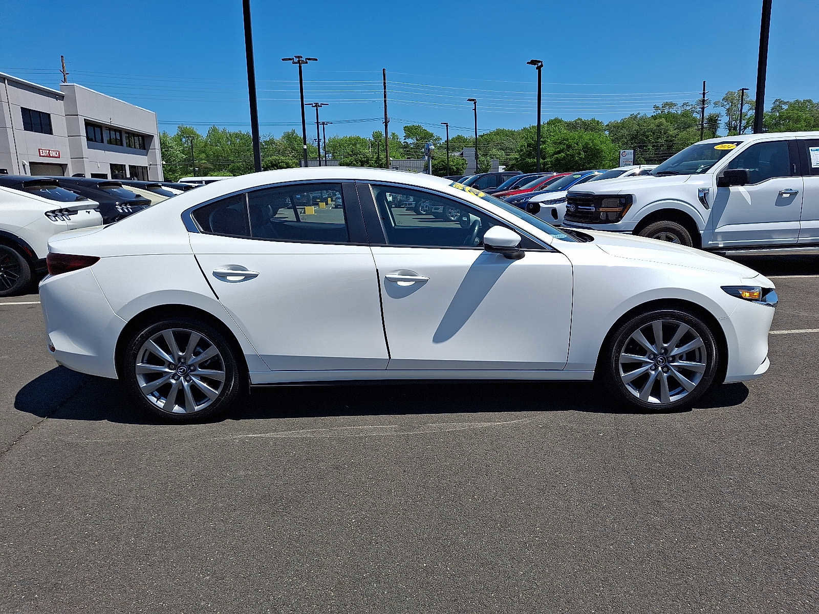 Used 2023 MAZDA MAZDA3 s FWD image 7