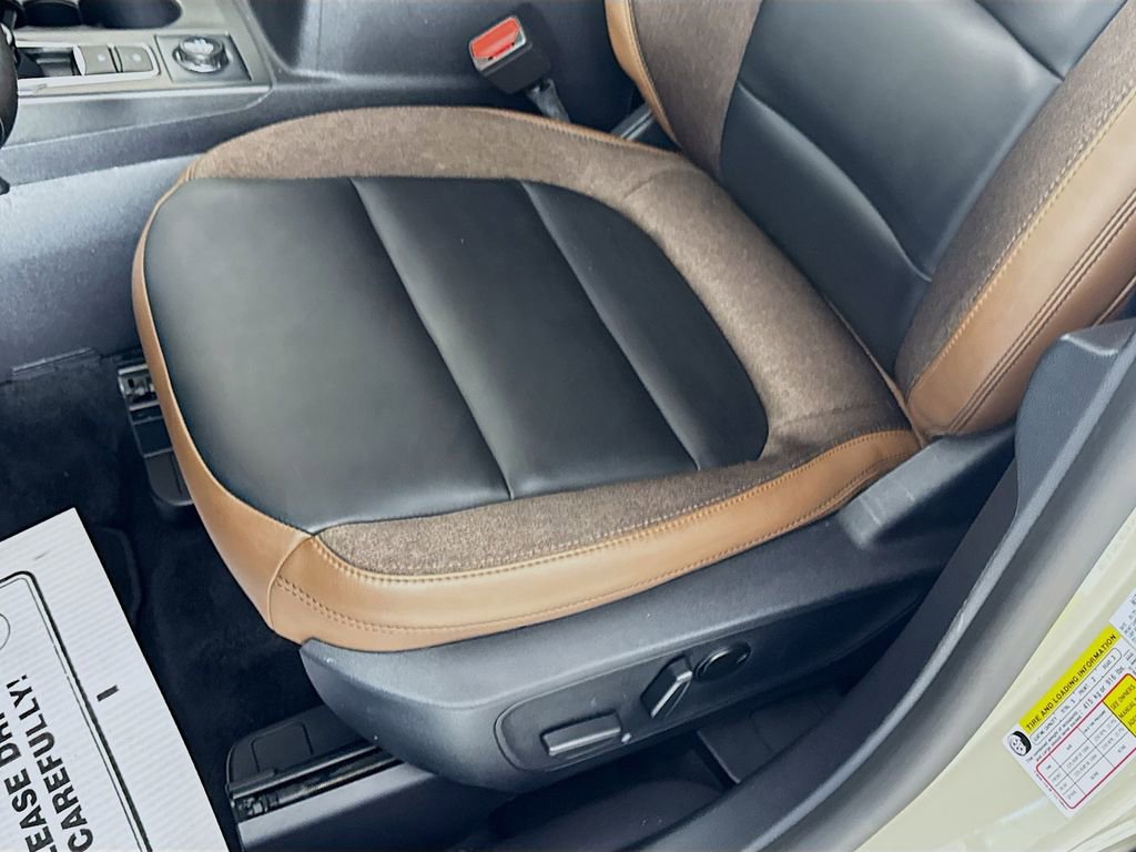 Certified 2025 Ford Bronco Sport Outer Banks w/ Outer Banks Tech Package+ AWD/4WD image 23