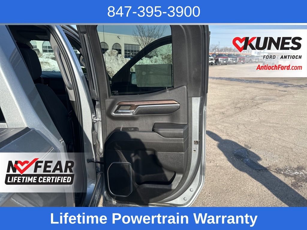 Used 2023 Chevrolet Silverado 1500 LT image 24