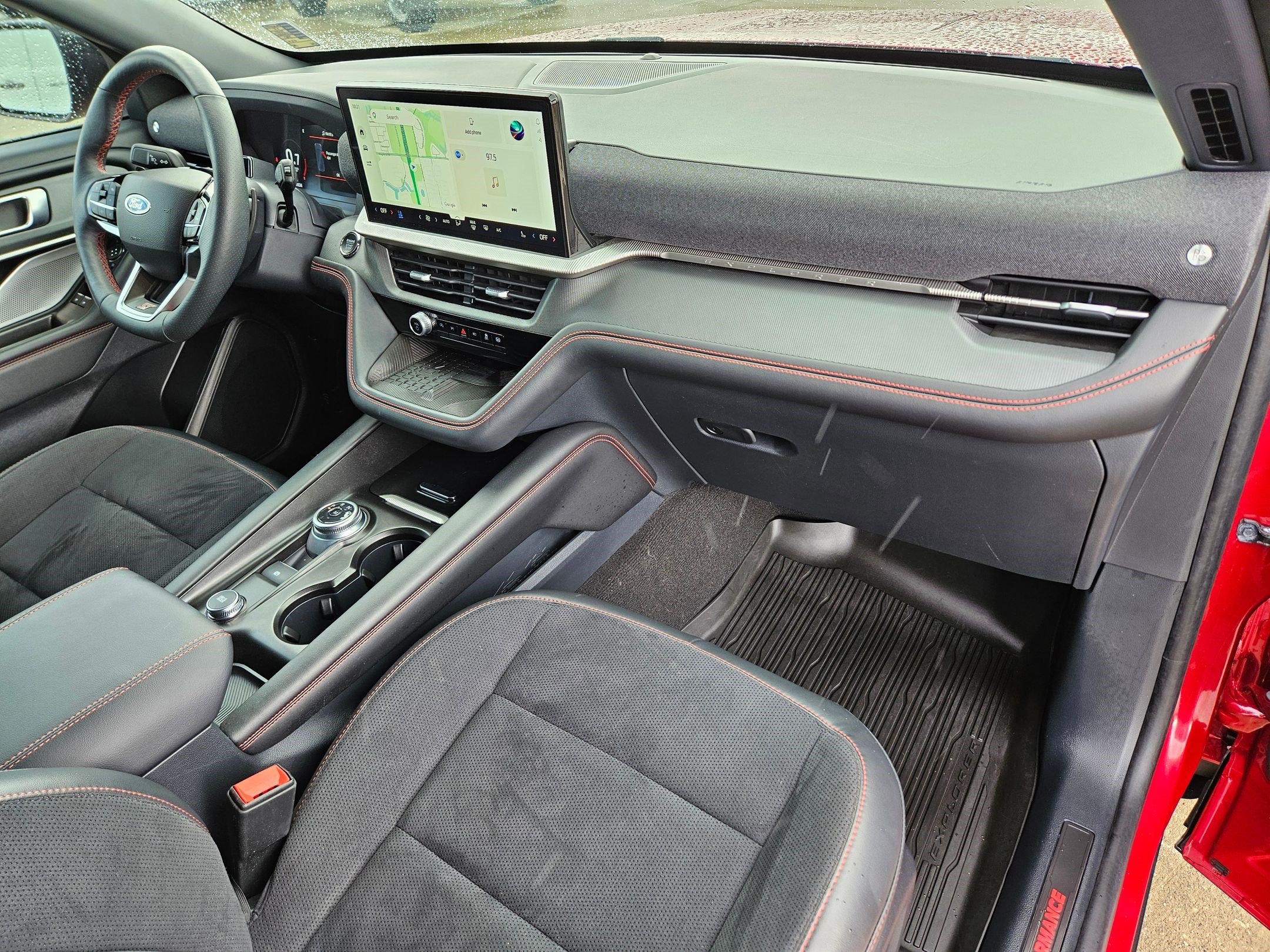 Certified 2025 Ford Explorer ST RWD image 34