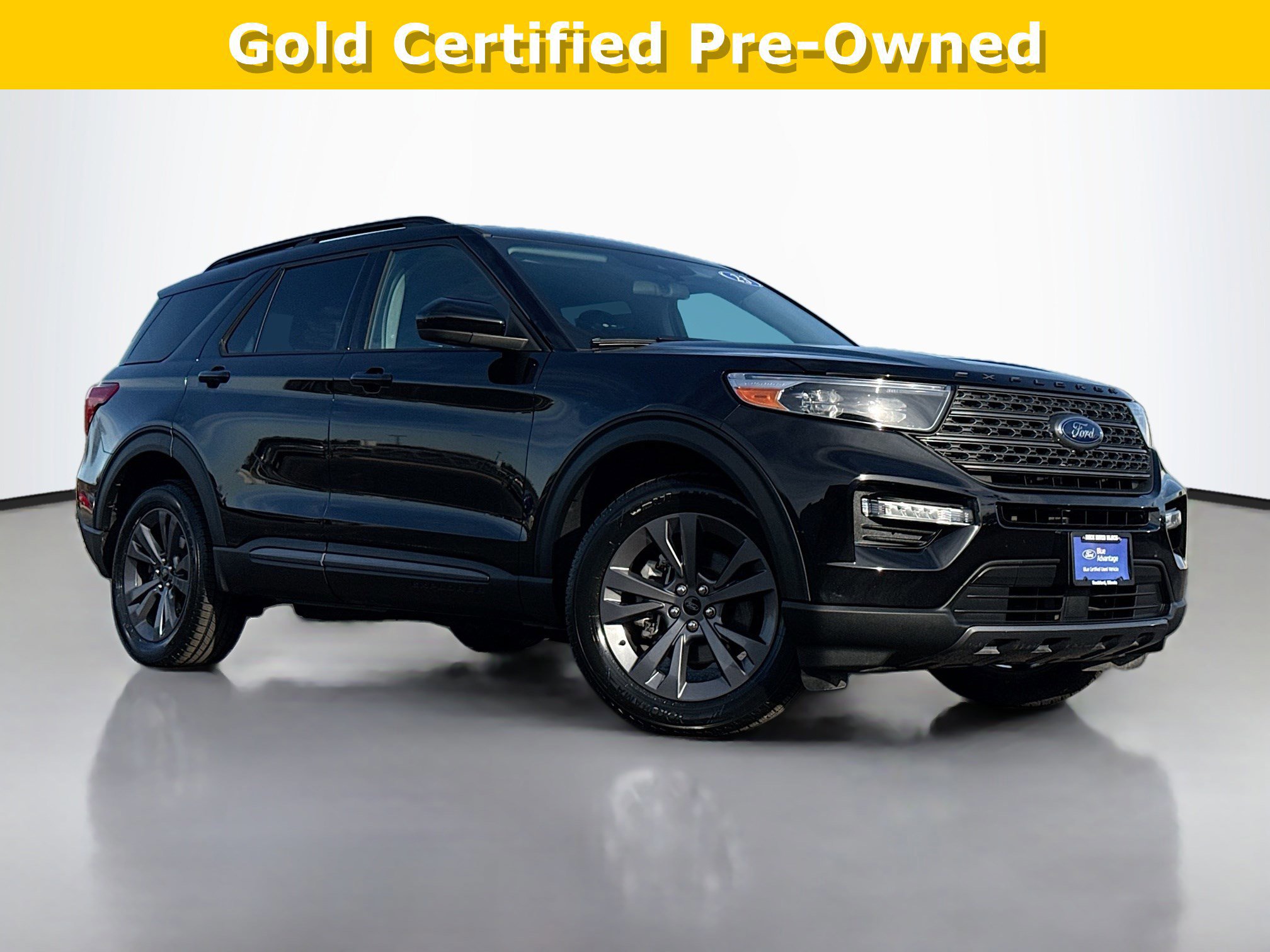 Certified 2023 Ford Explorer XLT w/ Equipment Group 202A image 4