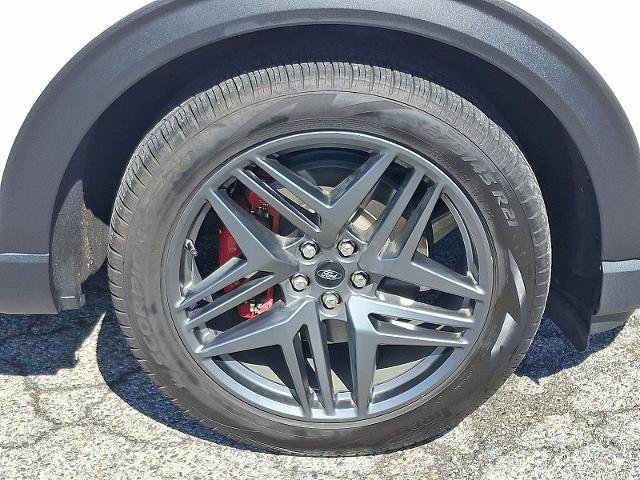 Certified 2025 Ford Explorer ST w/ Sun And Sound Package image 8
