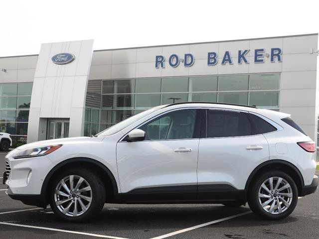 Certified 2022 Ford Escape Titanium w/ Titanium Elite Package AWD/4WD image 3