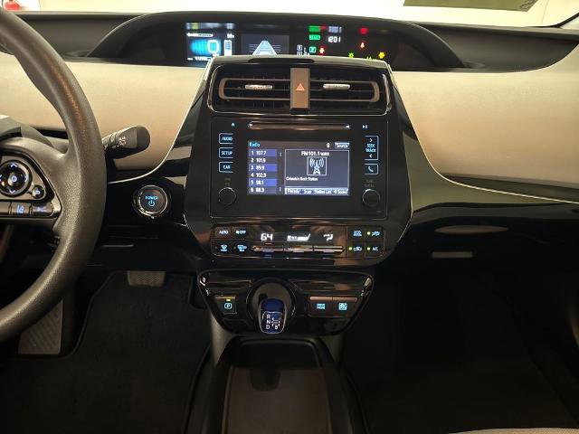 Used 2019 Toyota Prius image 16