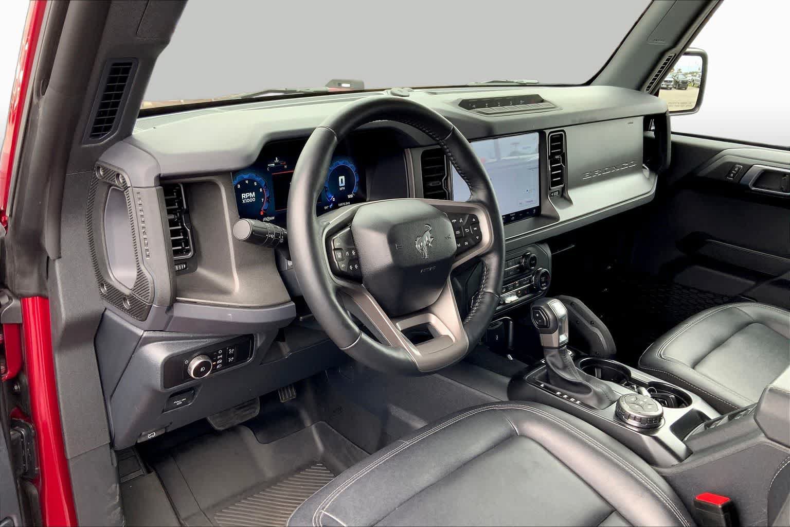 Certified 2025 Ford Bronco Badlands AWD/4WD image 17