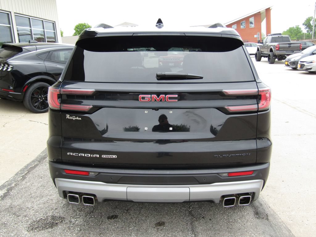 Used 2024 GMC Acadia Elevation AWD/4WD image 4