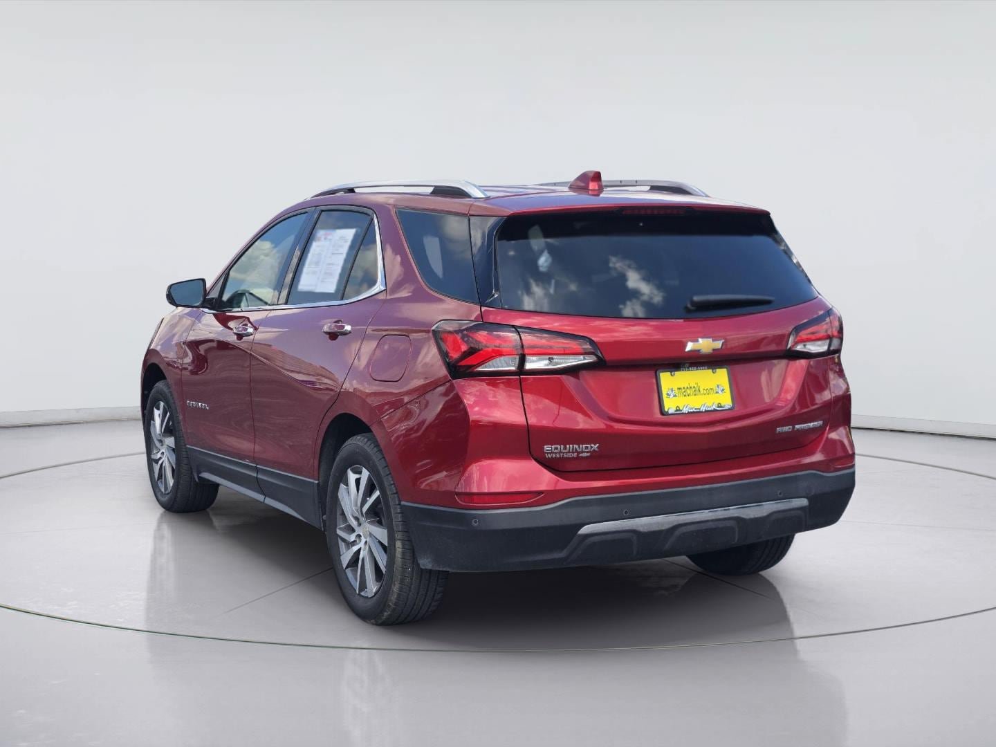 Used 2024 Chevrolet Equinox Premier AWD/4WD image 5