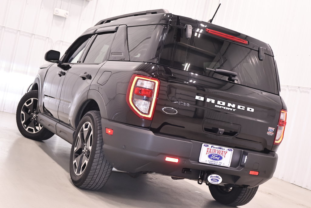 Certified 2022 Ford Bronco Sport Outer Banks w/ Tech Package AWD/4WD image 39