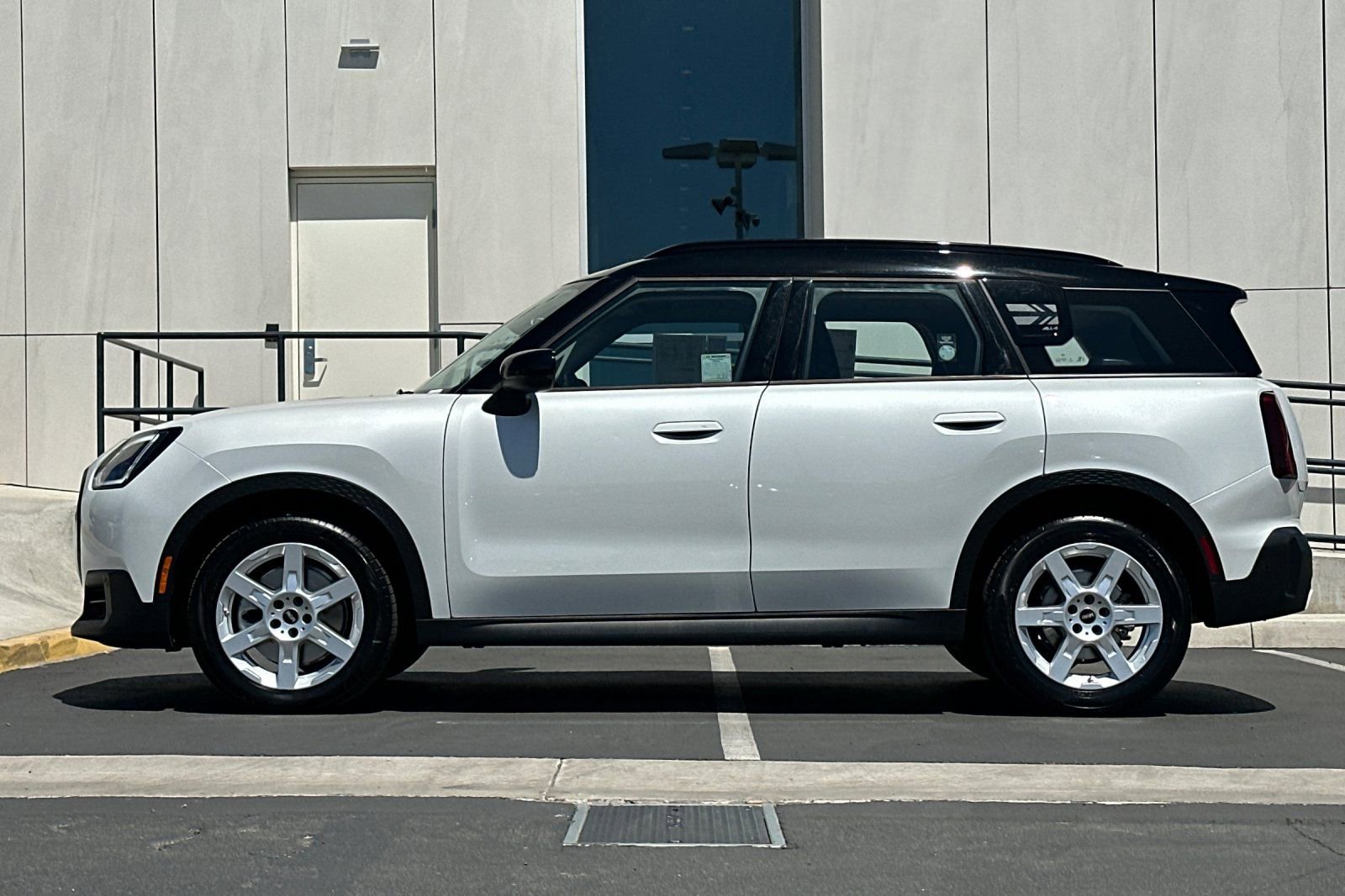 Used 2025 MINI Cooper Countryman S AWD/4WD image 6