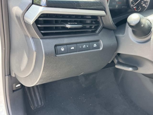 Used 2023 Nissan Altima 2.0 SR FWD image 31