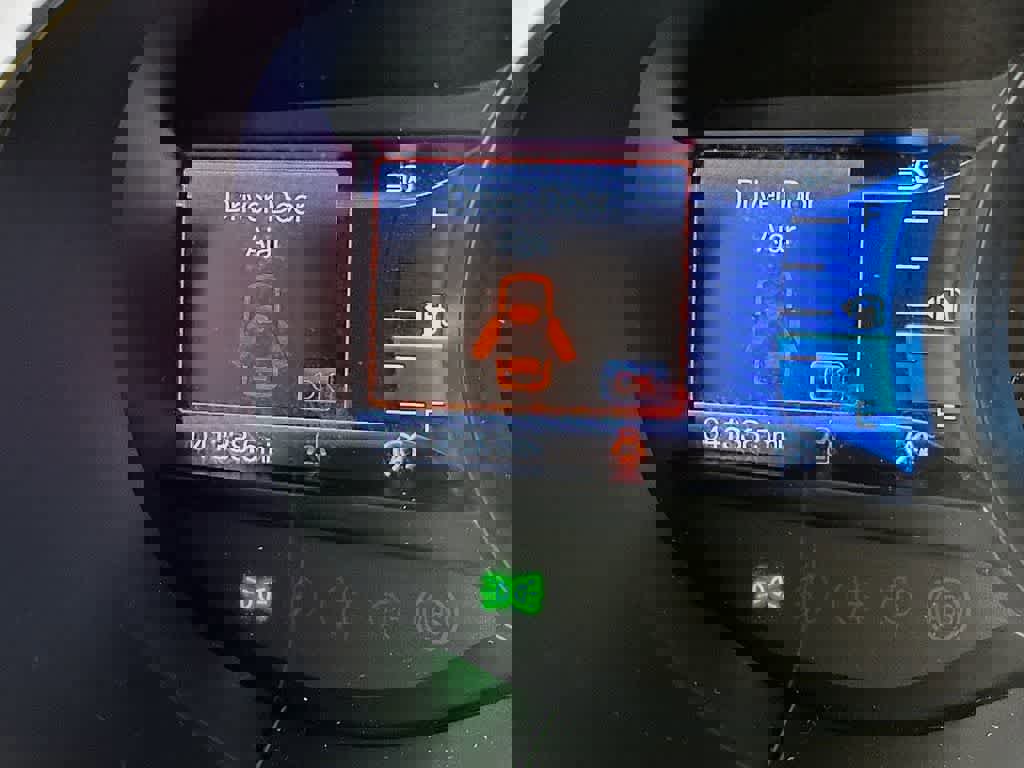 Certified 2020 Ford Edge SEL w/ Cold Weather Package image 23