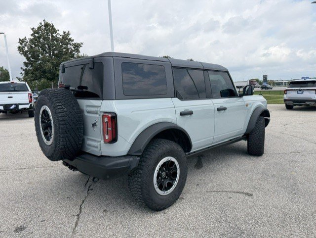 Certified 2023 Ford Bronco Badlands AWD/4WD image 8