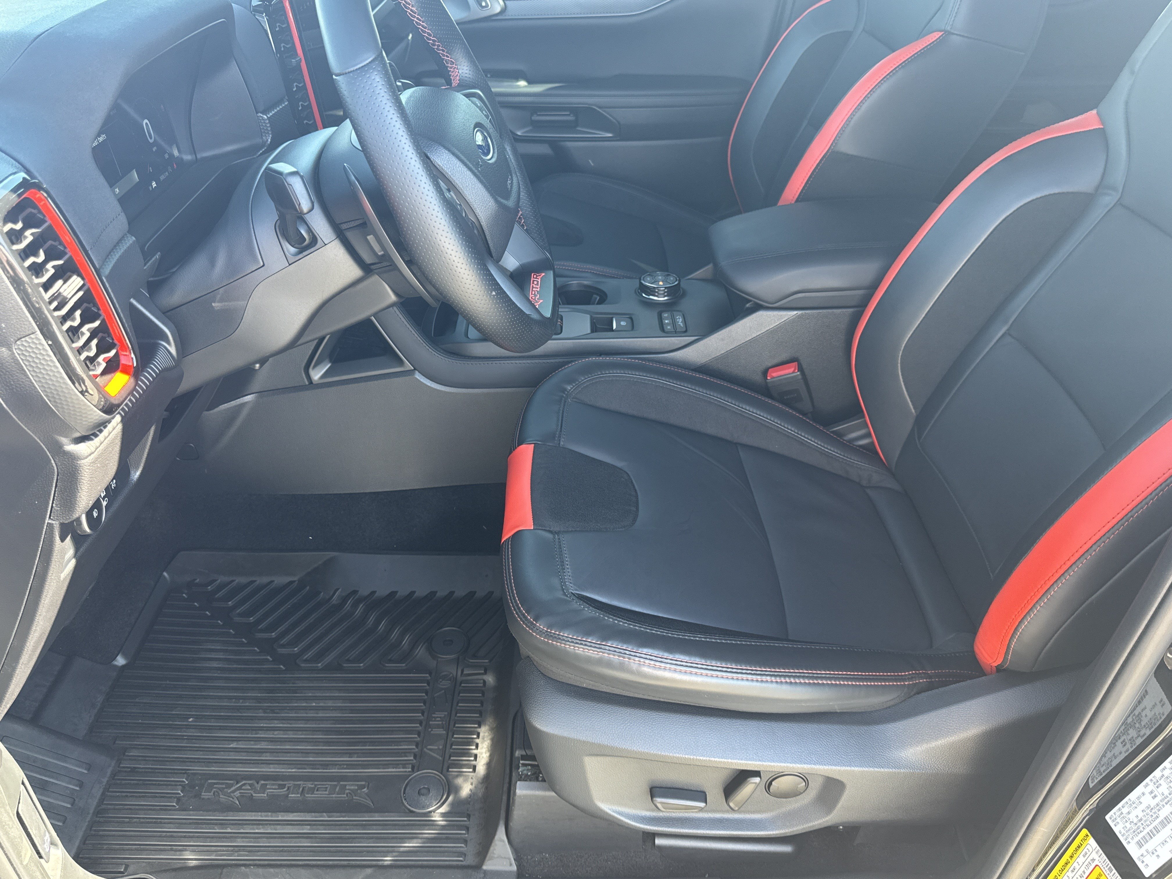 Certified 2025 Ford Ranger Raptor AWD/4WD image 9