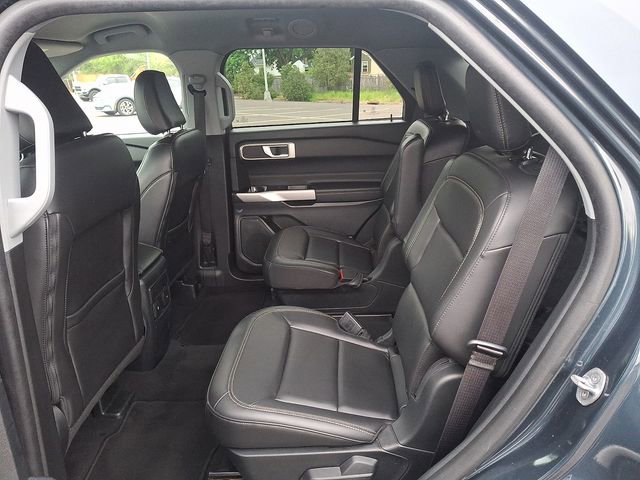 Certified 2023 Ford Explorer XLT w/ Equipment Group 202A AWD/4WD image 10