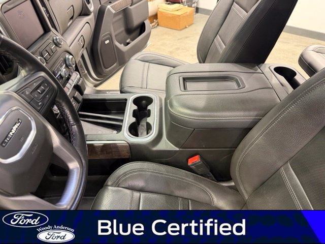Used 2022 GMC Sierra 3500 Denali w/ Denali Ultimate Package AWD/4WD image 17