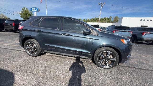 Certified 2022 Ford Edge ST image 7