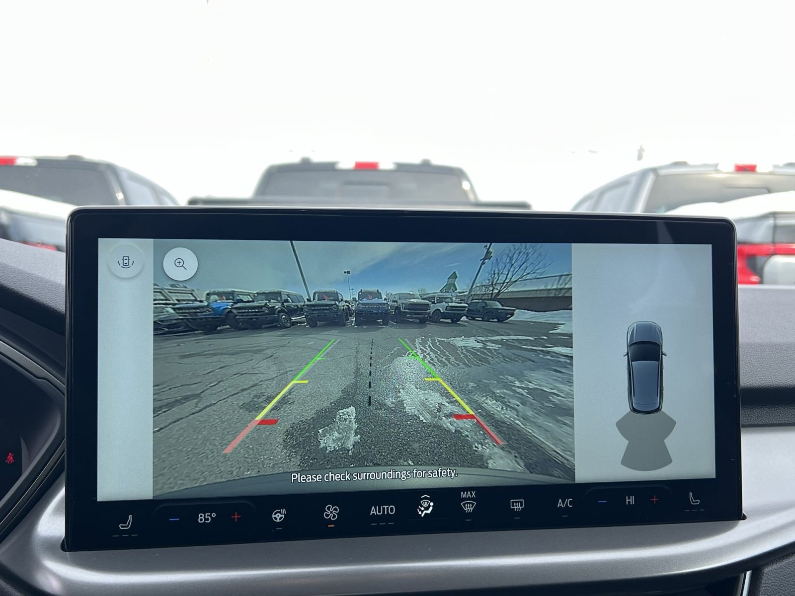 Certified 2025 Ford Escape SE image 19