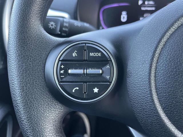 Used 2025 Kia Soul LX w/ LX Technology Package image 18