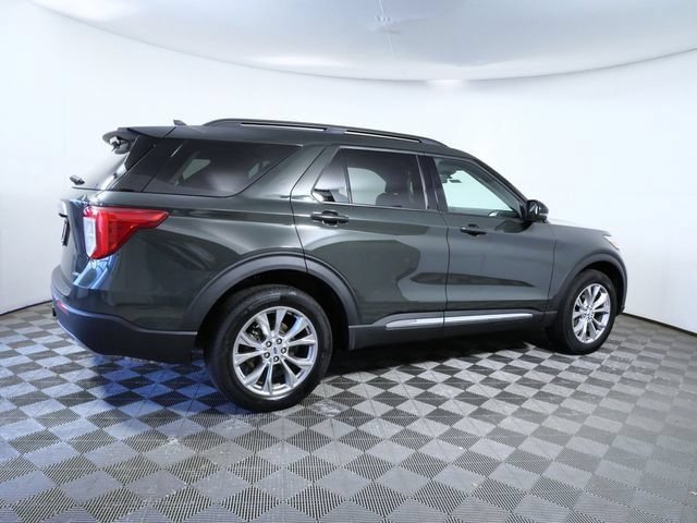 Certified 2024 Ford Explorer XLT w/ Equipment Group 202A AWD/4WD image 8