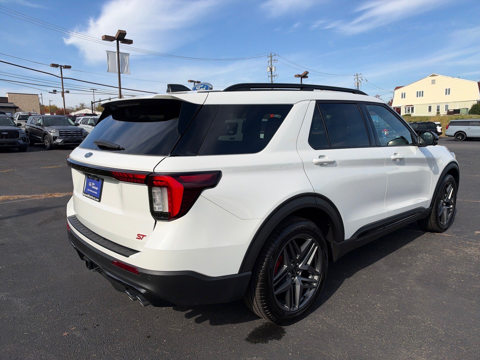 Certified 2026 Ford Explorer ST AWD/4WD image 18
