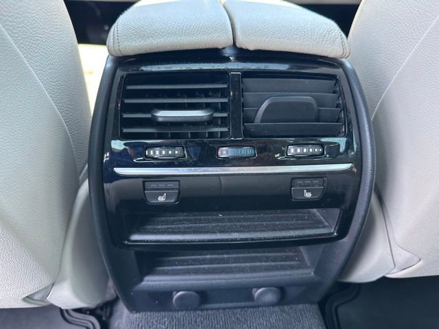 Used 2017 BMW 540i xDrive AWD/4WD image 16