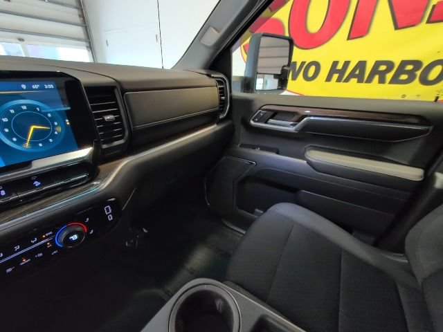Certified 2022 Chevrolet Silverado 1500 RST AWD/4WD image 24