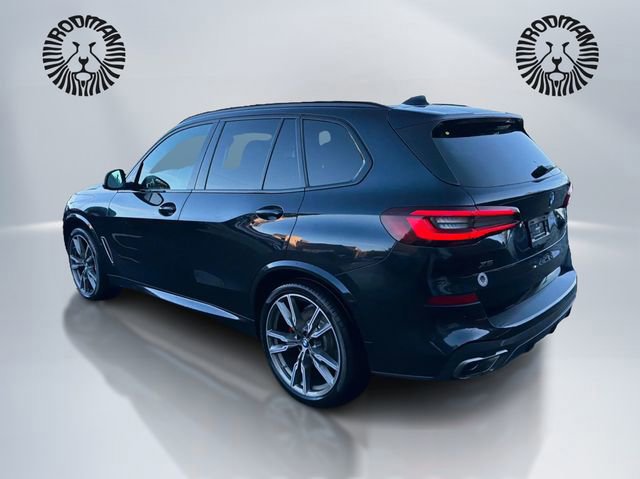 Used 2021 BMW X5 M50i w/ Executive Package image 3