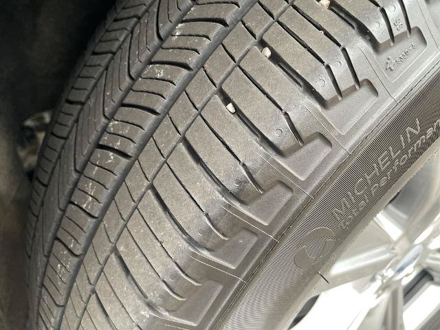 Certified 2023 Ford Explorer XLT w/ Equipment Group 202A AWD/4WD image 21