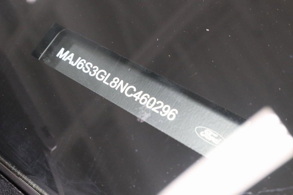 Certified 2022 Ford EcoSport SE image 32