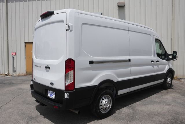 Certified 2025 Ford Transit 250 148 Medium Roof Extended AWD w/ Load Area Protection Package image 3