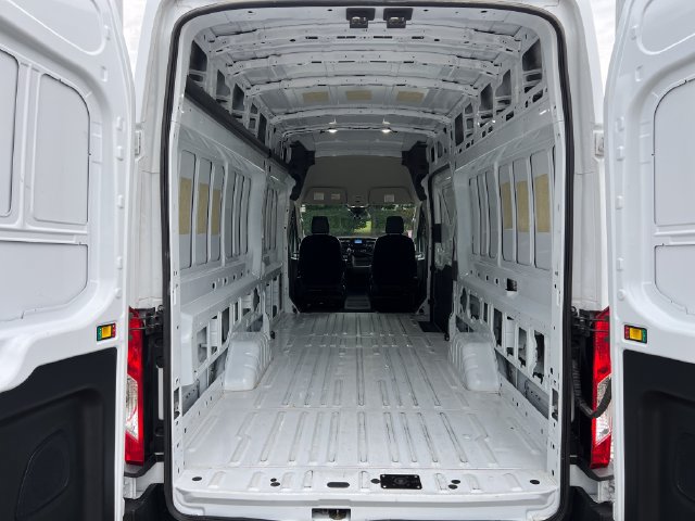 Certified 2025 Ford Transit 250 148 High Roof Extended RWD image 27